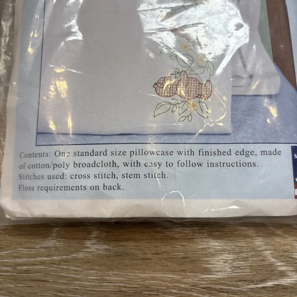 Jack Dempsey NEW Child Pillowcase Stamped Cross Stitch Embroidery SLEEPY BEARS